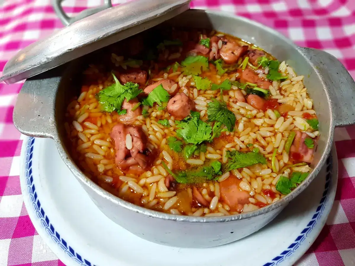 Arroz malandrino de polvo (pota) no tacho