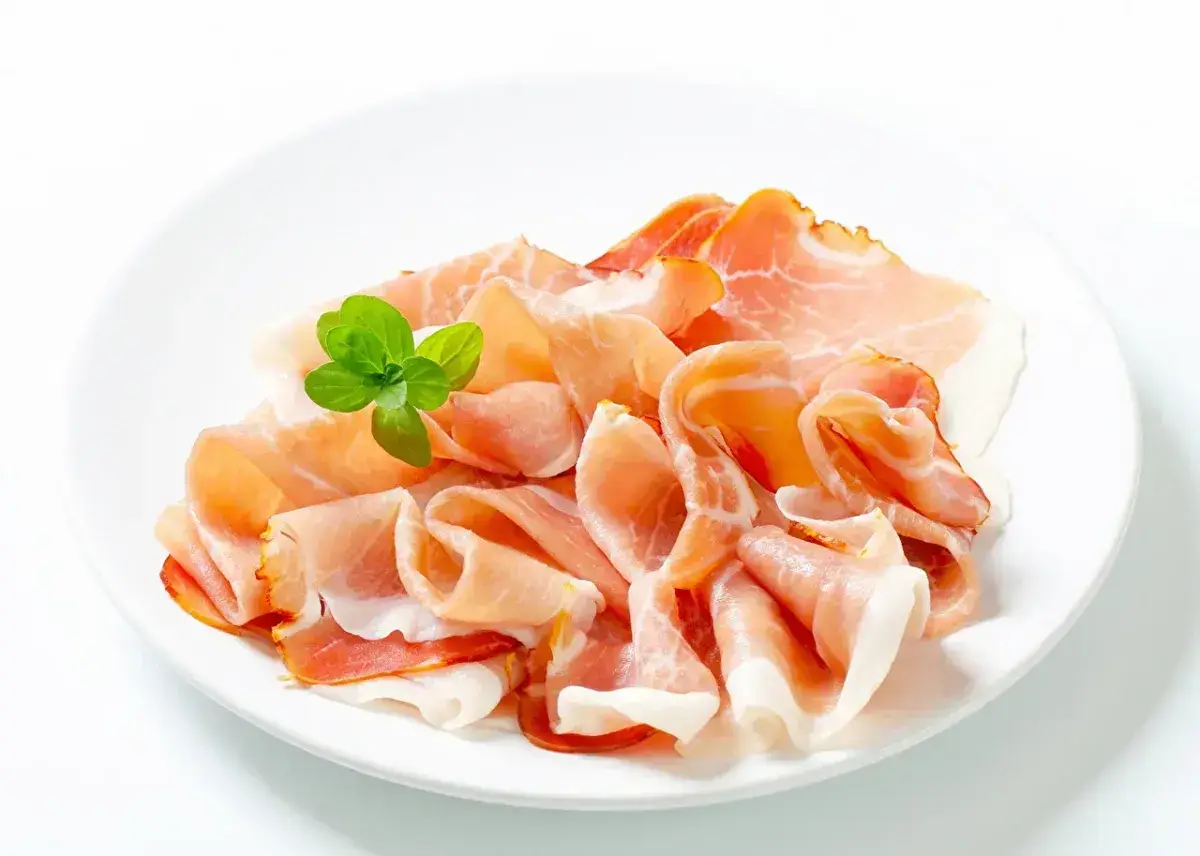 Piatto con prosciutto della Galizia