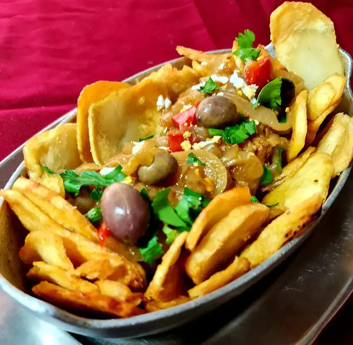 Baccalà fritto alla maniera del nord del Portogallo "Minho" con patatine fritte