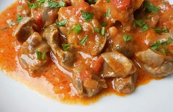 Ventrigli di casa con riso bianco